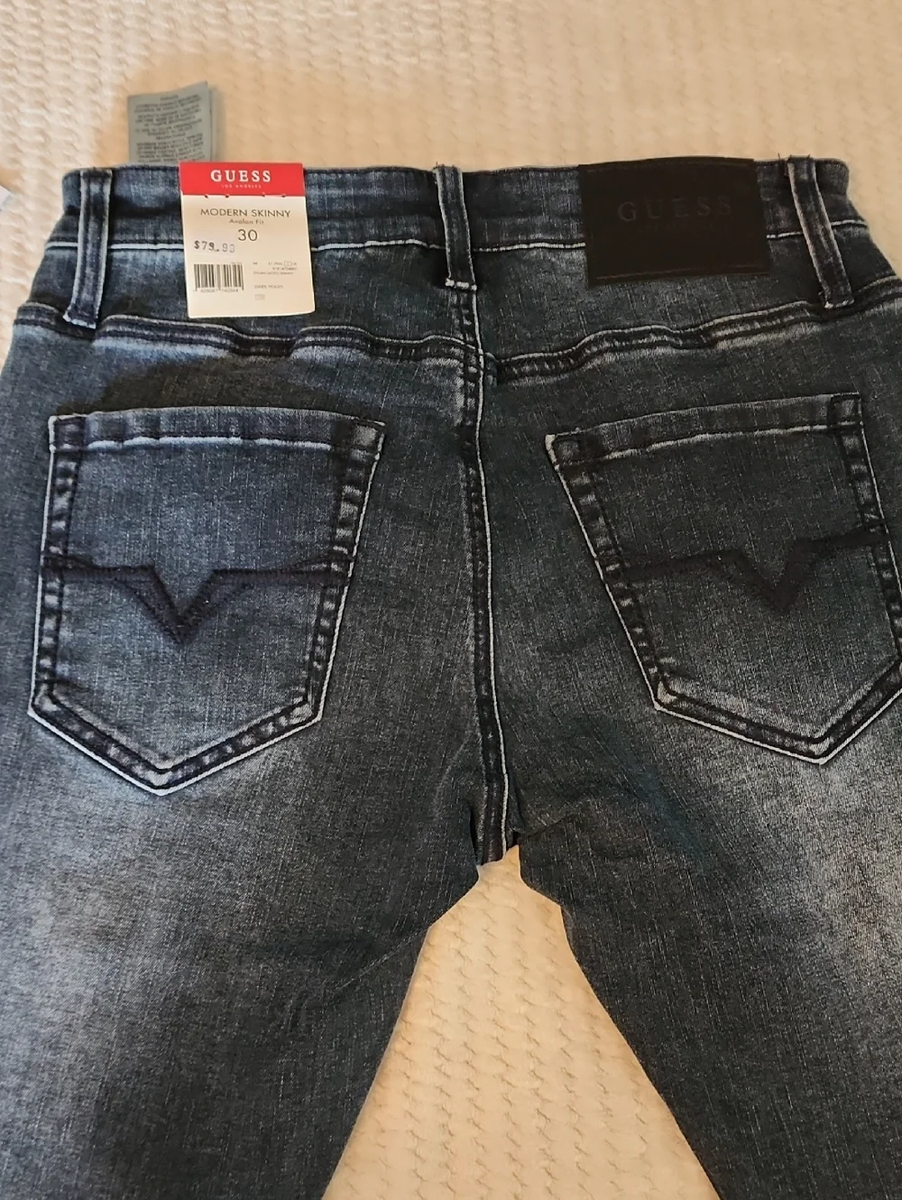 Guess Modern Skinny Avalon Fit  Dark Wash Brand New